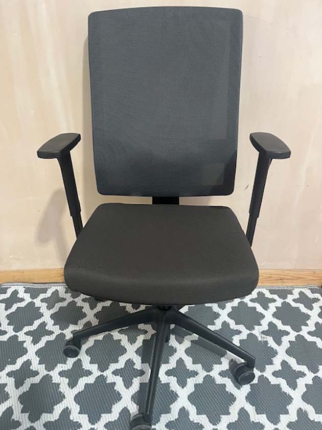 KI Mesh back task chair 