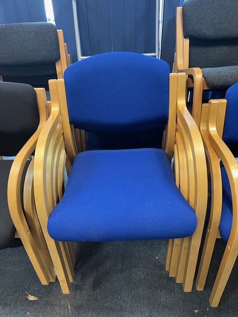 Blue / wooden framed meeting chair