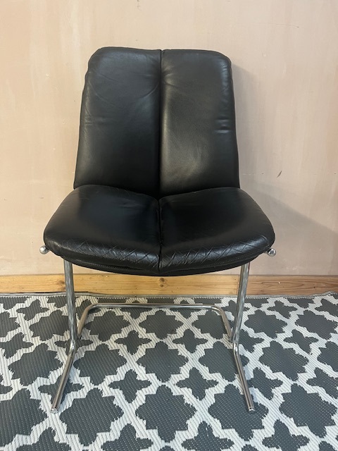 Leather Meeting Chairs